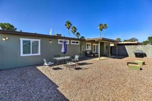 Sun-dappled Tucson Home w/ Patio & Grill!, Тусон