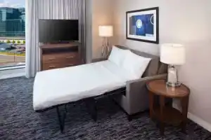 Homewood Suites by Hilton Boston Seaport District, Бостон