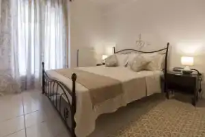 Best House Sea View Apartment, Пилос