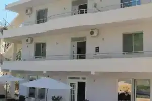 Hotel «Nika», Влера