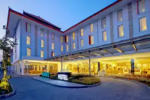 Harris Hotel And Conventions Denpasar Bali, Денпасар