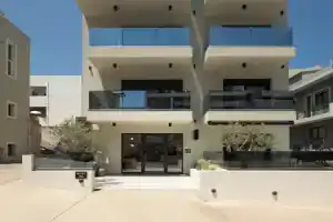 Allegro Suites, Ретимно