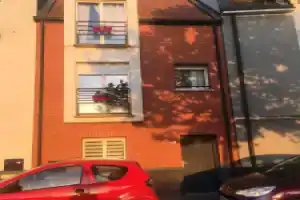 House With 4 Bedrooms in La Madeleine, With Enclosed Garden and Wifi, Лилль