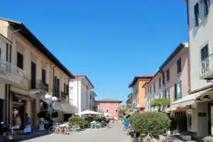Roberto Forte dei Marmi, Форте-дей-Марми