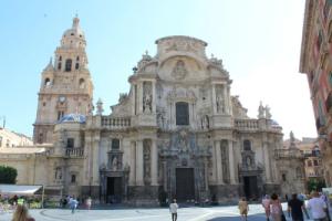 Amazing apartment in Murcia with shared swimming pool, Ла-Манга