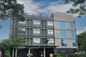 Отель «Cross Roads Inn», Бангалор