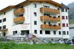 Hotel «Montana», Solda