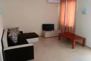 Aparthotel Lucky Family, Равда
