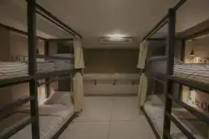 Chedi View Hostel, Пхетбури