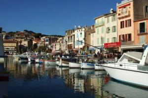 CALADO by K6 Conciergerie, Каси