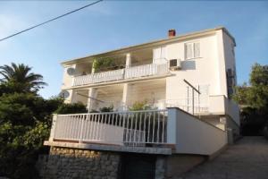 Apartment Nevenka, Раб