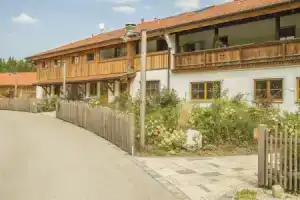 Апартаменты «Dauscher Hof», Инцелль