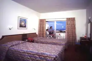 Chrystalla Hotel, Протарас