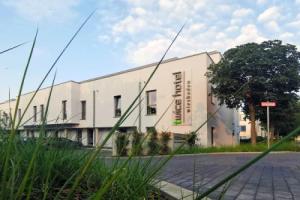 tinyTwice Hotel Wiesbaden, Висбаден