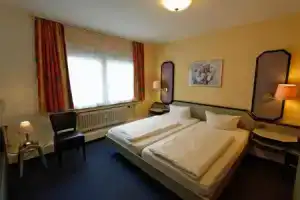 Hotel «Wiedenhof», Хильден