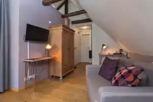 Bed Breakfast Am Schillerplatz, Дрезден