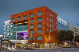 Отель «Courtyard by Marriott Santa Monica», Лос-Анджелес