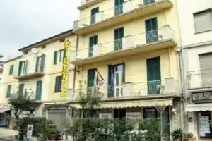 Hotel «Firenze», Виареджио