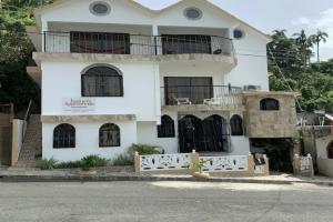 Jazmin Apartments Vacations, Самана