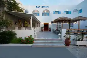 Alexandra Hotel, Камари