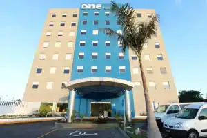 Отель «One Cancun Centro», Канкун