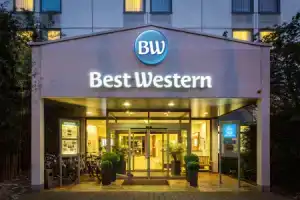 Best Western Macrander Hotel Frankfurt/Kaiserlei, Оффенбах