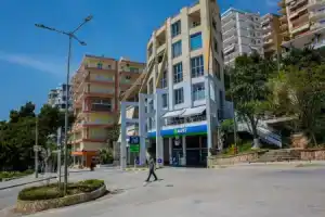 Hotel «Kapllani», Саранда