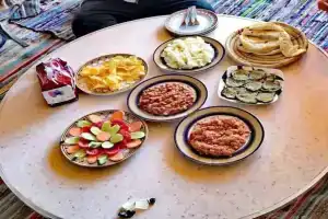 Western Desert Hotel & Safari, Бавити