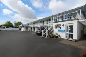 Отель «Boundary Court Motor Inn», Гамильтон