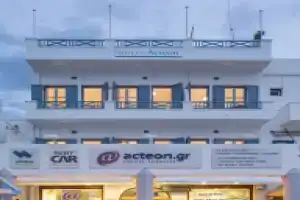 Acteon Hotel, Хора