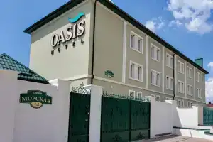 Отель «Оазис», Штормовое