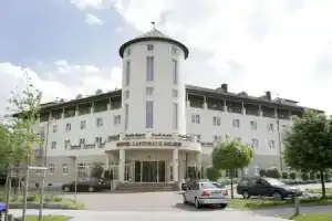 Hotel «Landhaus Milser», Дуйсбург