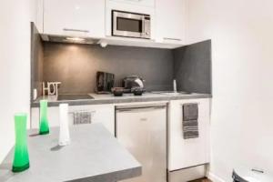 1 BR nice apt mezzanine-Cannes near the Palais des Festivals - by IMMOGROOM, Канны