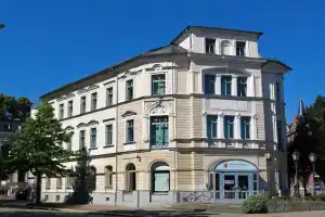 Gastewohnung 4-Raum Wohnung Fur 2-8 Personen, Цвикау