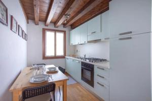 Barche House Mirano, Мирано
