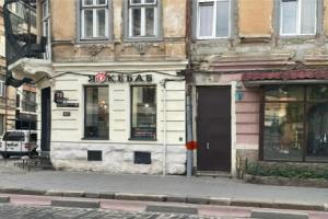 Куліша 41 Апартаменти в центрі біля ТЦ Форум