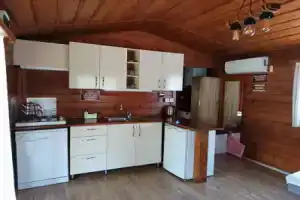Defne Wood Home, Гюмюшлюк