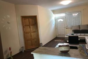 Candy Apartman, Кестхей