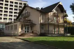 Hotel «Sani», Трускавец