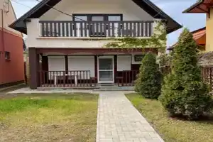 Körmendi Apartman, Орошхаза