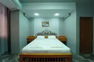 West Star Hotel, Кутаиси