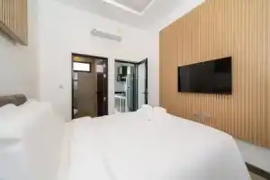 DC Residence Phuket, Чалонг
