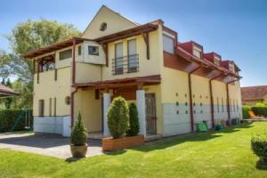 Apartment Balaton A466, Балатонкерестур