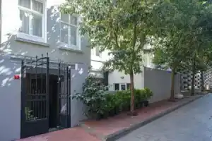 Apartment with Garden View, Стамбул