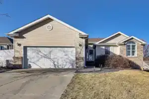 Spacious & Family Friendly! Lincoln Home w/ Deck, Линкольн