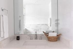 Underwood by AvantStay Luxurious 4BR Condo in Heart of Nashville, Нэшвилл