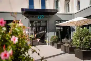 Motel «One Freiburg», Фрайбург