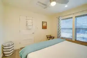Old Town Cottonwood Cottage w/ Yard, Pets Welcome, Коттонвуд
