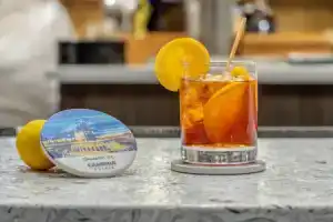 Cambria Hotel Charleston Riverview, Чарлстон