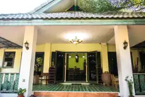Plus Hostel Ayutthaya, Аюттхая